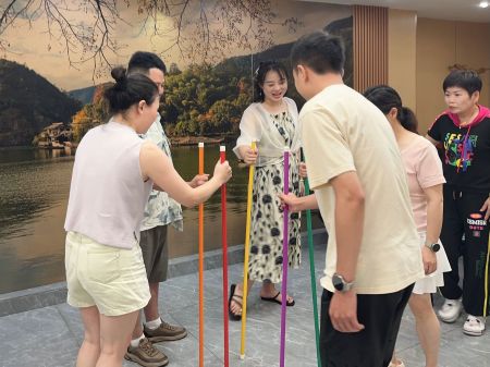 游戏1_300k.jpg