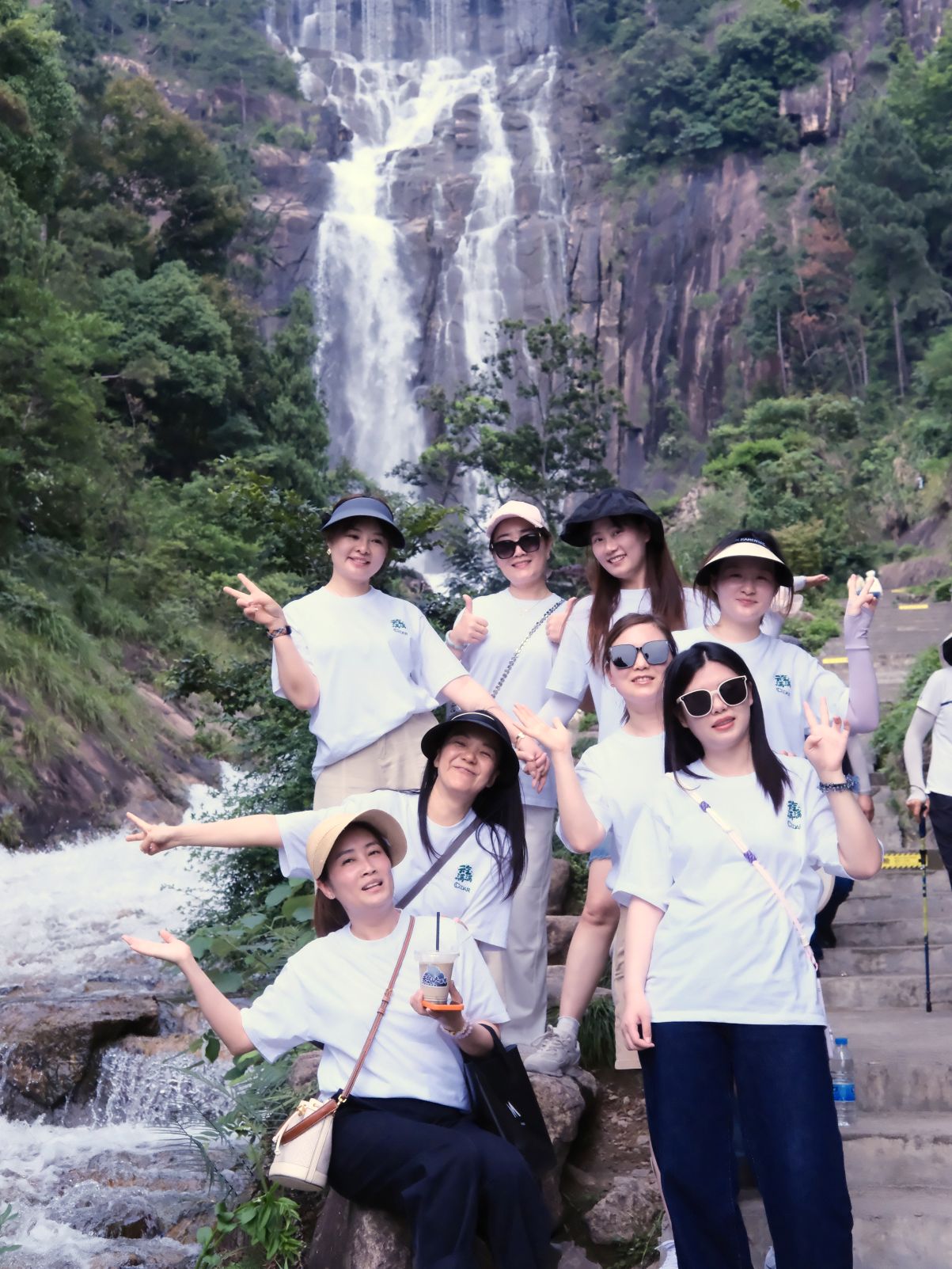 天台山大瀑布竖1.jpg